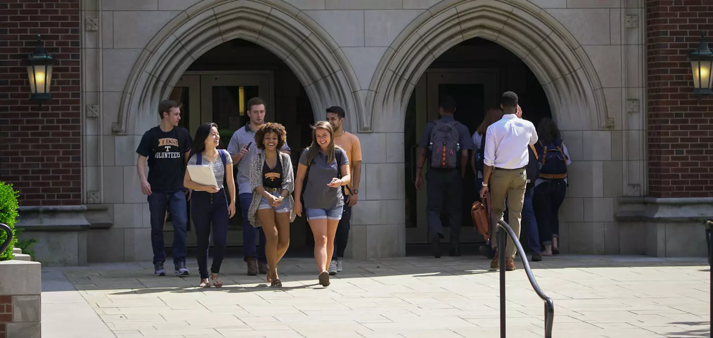 economics students outside the Haslam Business Building